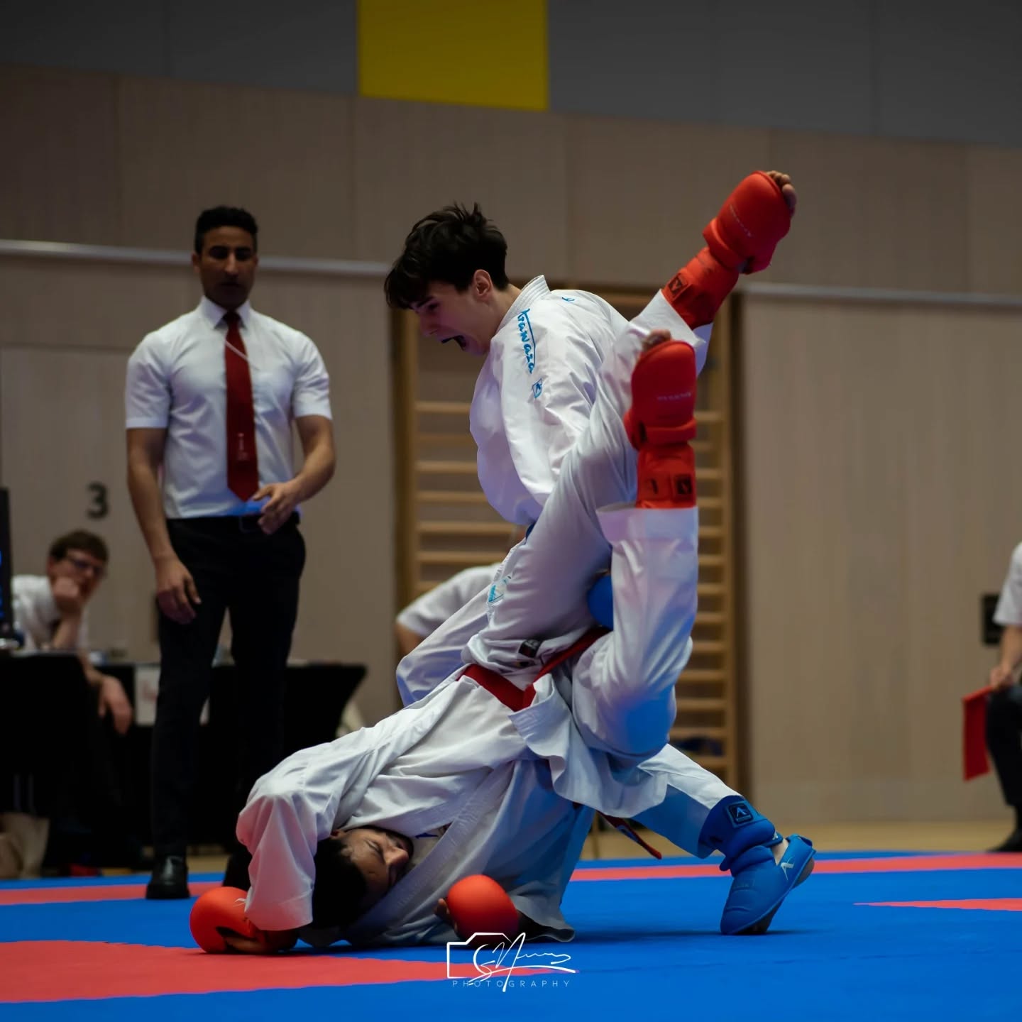 Nippon Karate Club Wien competing