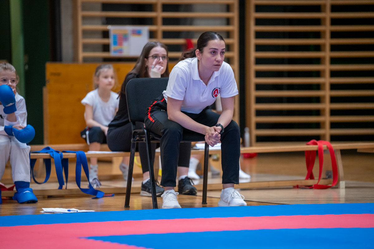 Kristina Glavas, Trainerin im Nippon Karate Club Wien